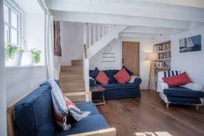 Cottage (2 Bedrooms) | Living area | 32-inch Smart TV with digital channels, TV, fireplace - Flygate - 2 Bedroom Cottage - Lawrenny (Kilgetty)