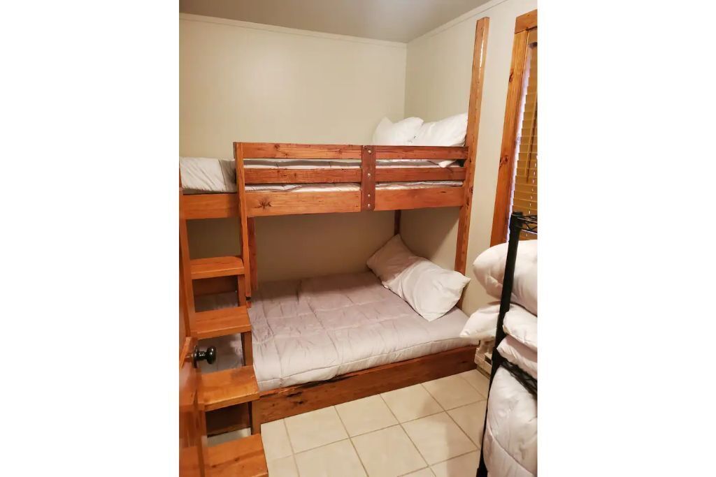 Cedar River Retreat & Hideaway