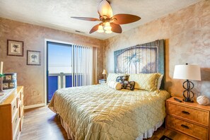 3 bedrooms, iron/ironing board, internet, bed sheets