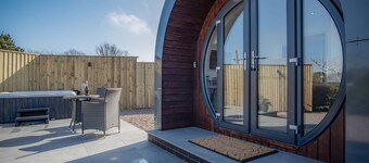 Bracken Burrows - 1 Bedroom Pod - New Hedges