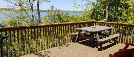 Hitchin' Post Cabin | Terrace/patio