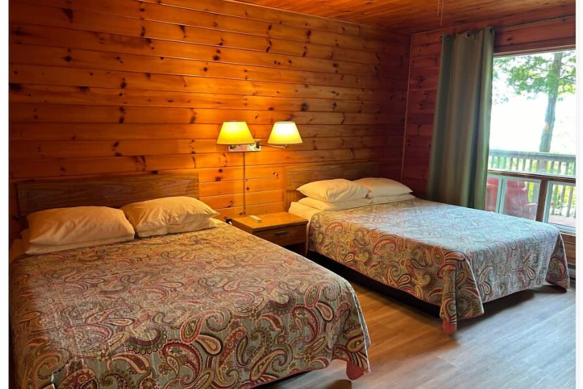 Chambre | Rideaux d’obscurcissement, literie fournie