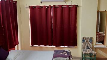 2 chambres, Wi-Fi gratuit, draps fournis