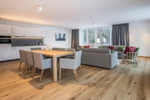 Coffres-forts dans les chambres, bureau, lits bébé (en supplément)