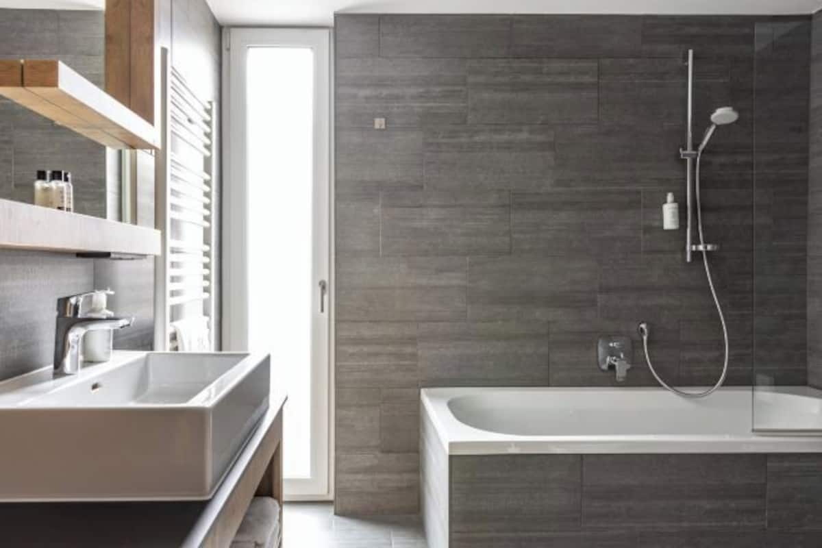 In-room safe, desk, cots/infant beds, free WiFi