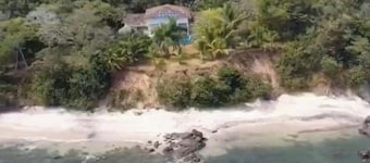 Stunning Oceanfront 4-Bdrm Villa w/ Infinity Pool