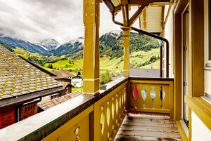 Chambre Confort Double ou avec lits jumeaux | Vue de la chambre