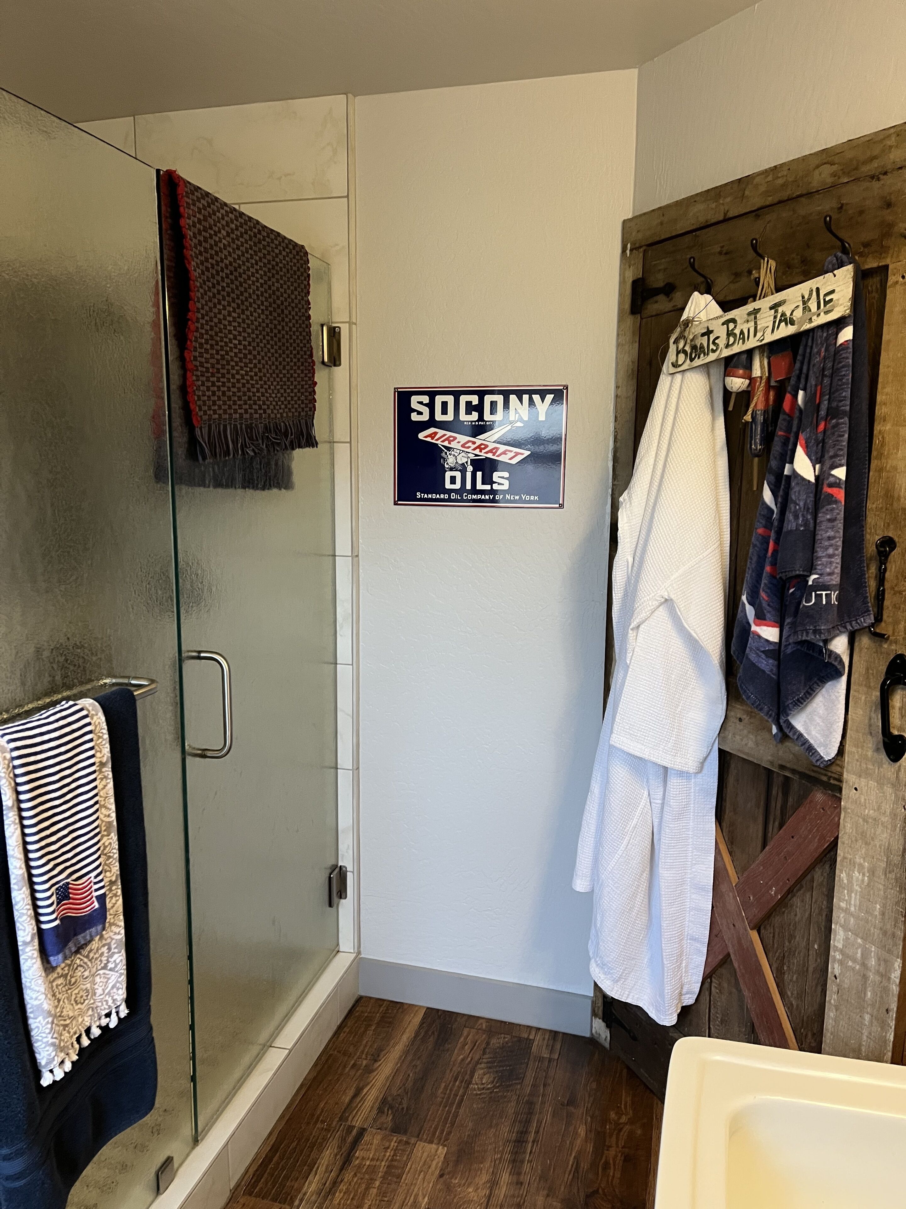 Country Farmhouse close to Wineries, Restaurants, & Farm stands