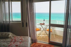 2 soverom, strykejern/-brett, reiseseng for barn og wi-fi