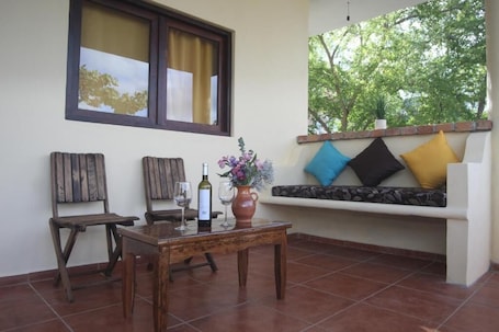 テラス / パティオ. Beautiful walking distance to the beach