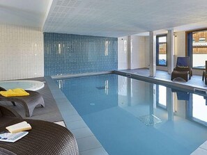 Piscine couverte
