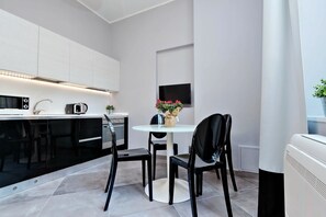 Dining - Monti Apartments - M14 (Rome)