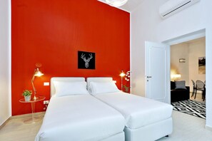 2 bedrooms, iron/ironing board, free WiFi, bed sheets - Monti Apartments - M6B (Rome)