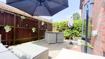 House | Terrace/patio
