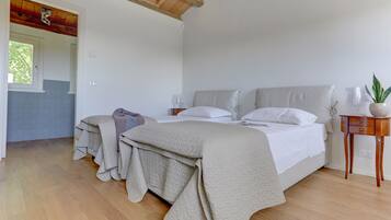 2 slaapkamers, een strijkplank/strijkijzer, gratis wifi, beddengoed