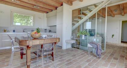 VIGNETO DI MONTEFREDDO - Large Two Bedroom S/L...