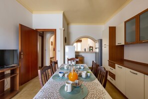 Dining - Villa Rosa di Mare by BarbarHouse (Torre Lapillo)