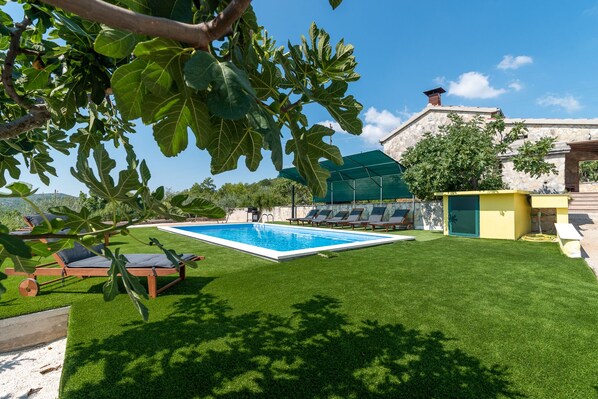 Piscina externa