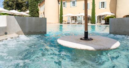 Château les Crostes