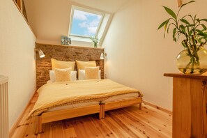 3 Schlafzimmer, Schreibtisch, Reisekinderbett, kostenloses WLAN