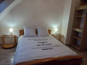 3 bedrooms, WiFi - Spacious and warm house for 6 people (Pouldergat)