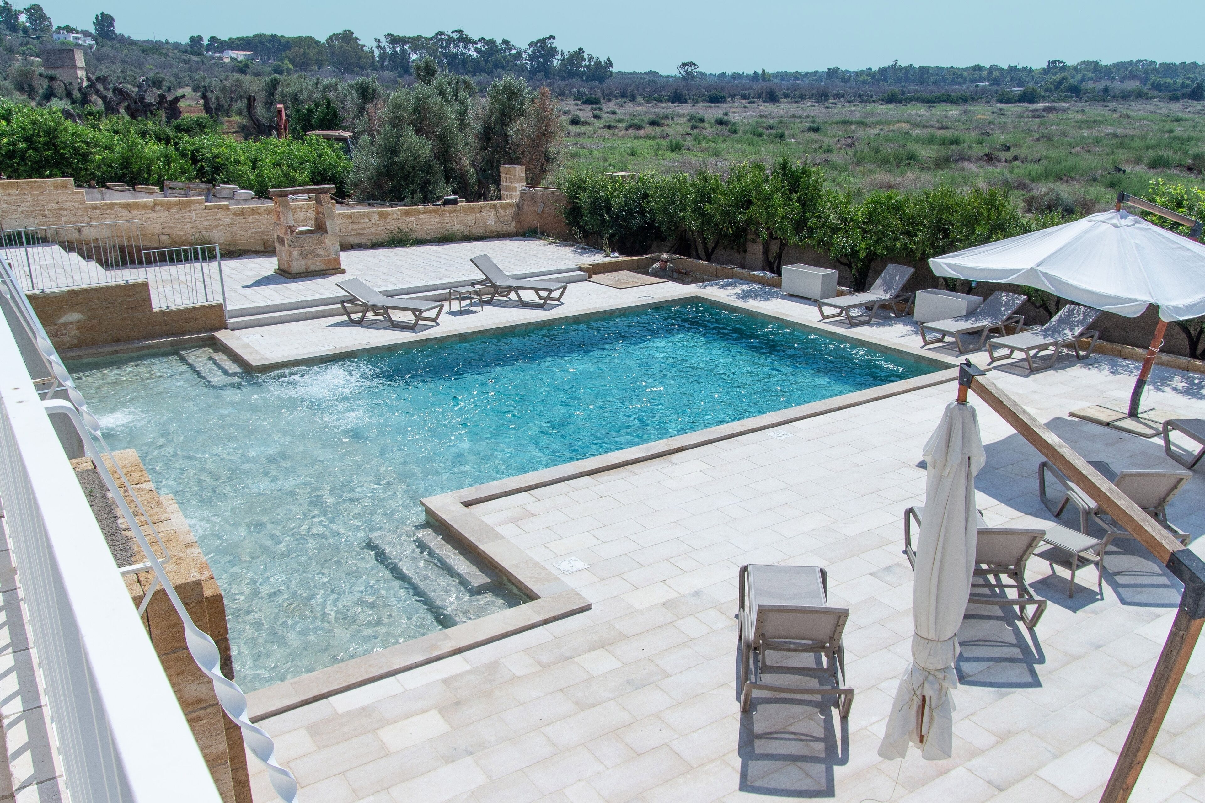 Piscine extérieure (ouverte en saison)