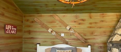 1 Schlafzimmer, Bügeleisen/Bügelbrett, kostenloses WLAN, Bettwäsche