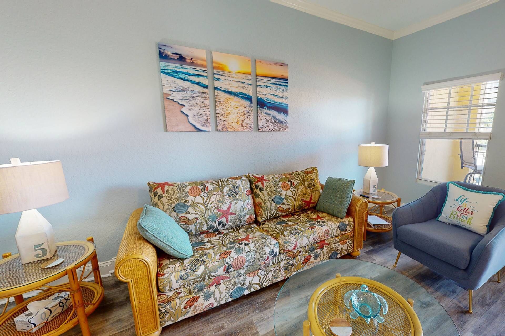 Welcome To Treasure Island. Heated Pool and Hot Tub. A Perfect Florida Vacation!