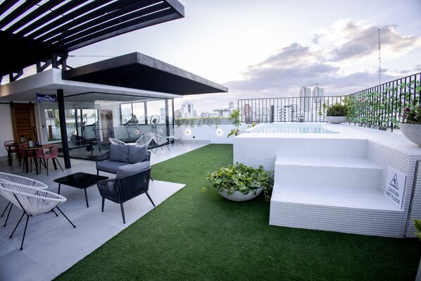 Bain à remous extérieur