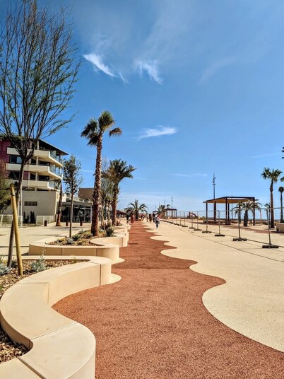 "COMME CHEZ VOUS" meublé TOURISME labellisé 3 étoiles à 300 m de la plage