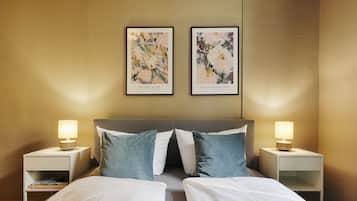 Apartemen Deluks | 2 kamar tidur, didekorasi berbeda-beda, dan setrika/meja setrika