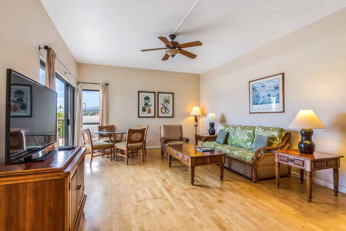 Breathtaking Location! 3 Modern Units, 2 Pools, Tennis Courts, Free Parking