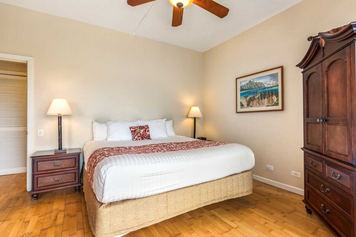 3 x Garden View 1 Bedroom at Royal Sea Cliff Kona by Outrigger