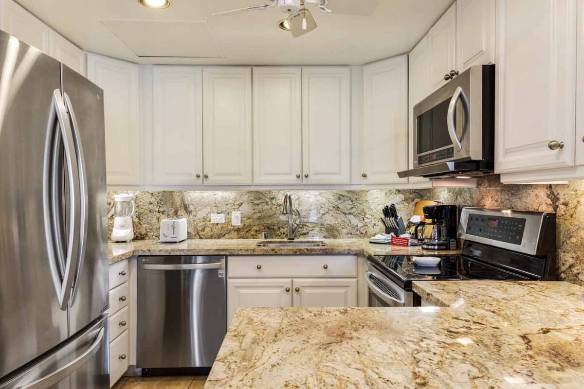 2 x Ocean View 2 Bedroom at Royal Sea Cliff Kona by Outrigger