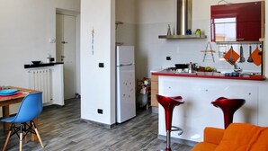 Interior - Sotto Il Segno Dei Pesci by Interhome (Formia)