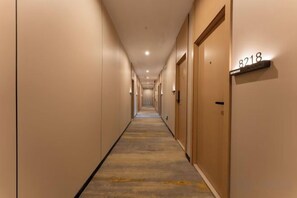 Unclassified image, 4 of 20, button - Shenzhen Guihua Hotel (Fubao Subway Station Branch) (Shenzhen)