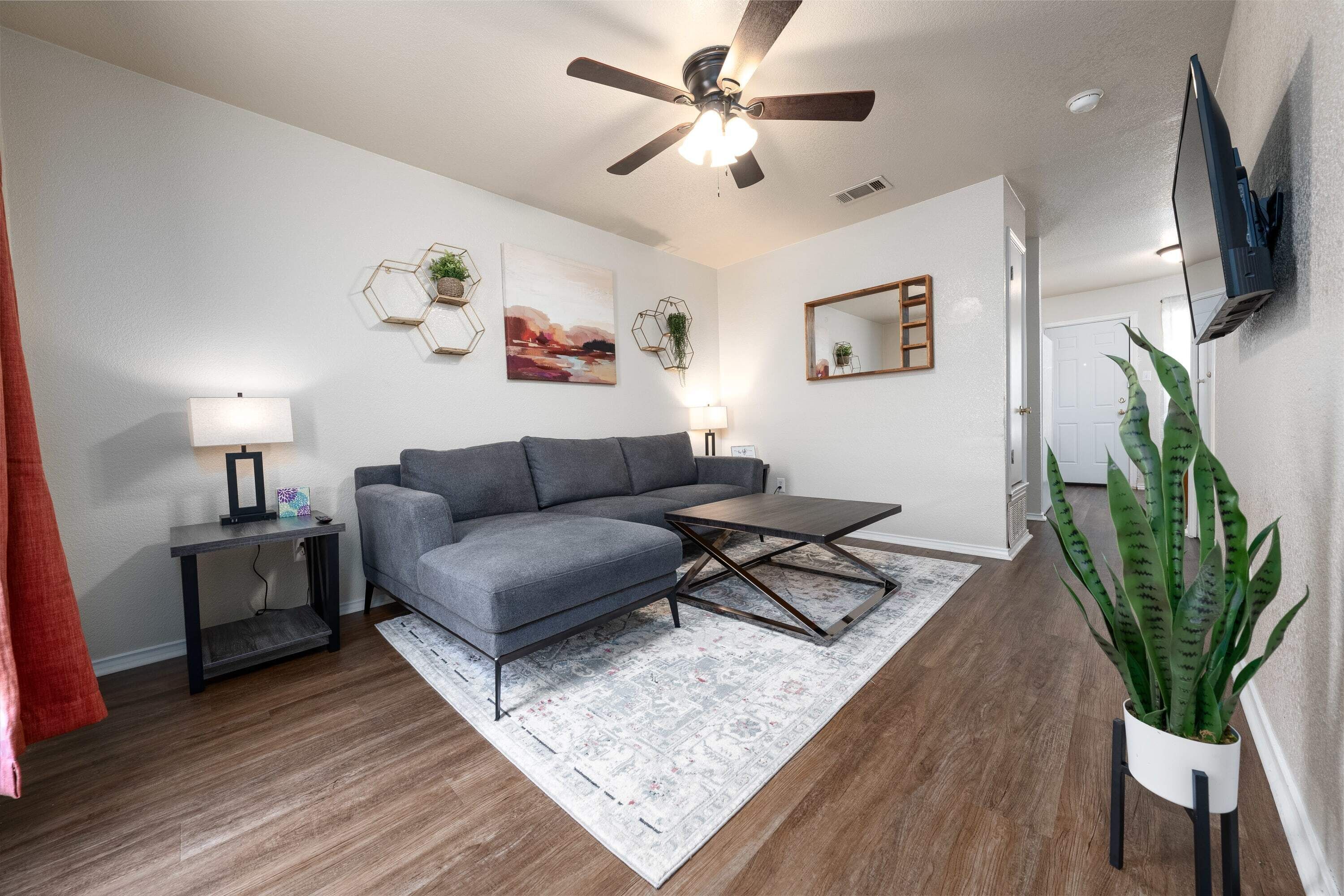 The Fort Hood Inn D S