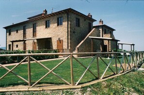 Exterior - Pinturicchio Apartment (San Cipriano)