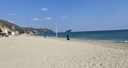 Tra Sole e Mare by Interhome