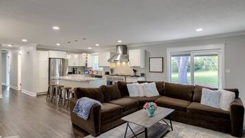 Älytelevisio, kirjoja