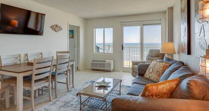 Updated 7th Floor Oceanfront Condo on the Boardwalk w/Pool