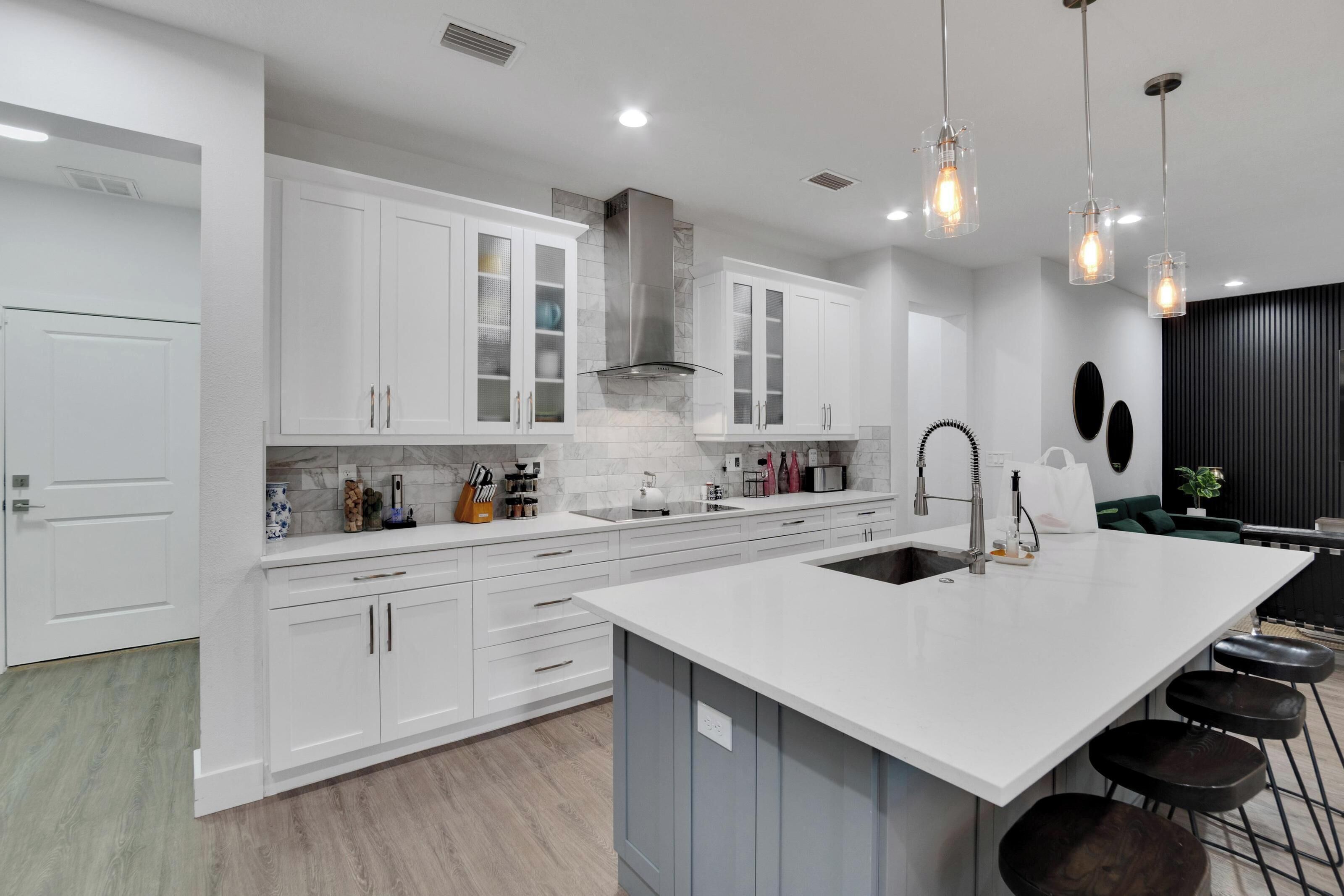 Beautiful Lutz Property close to USF and all major Tampa attractions