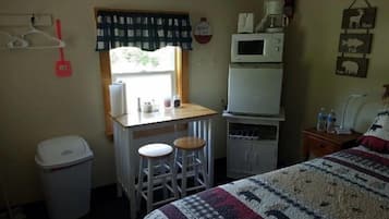 1 chambre, bureau, Wi-Fi, draps fournis