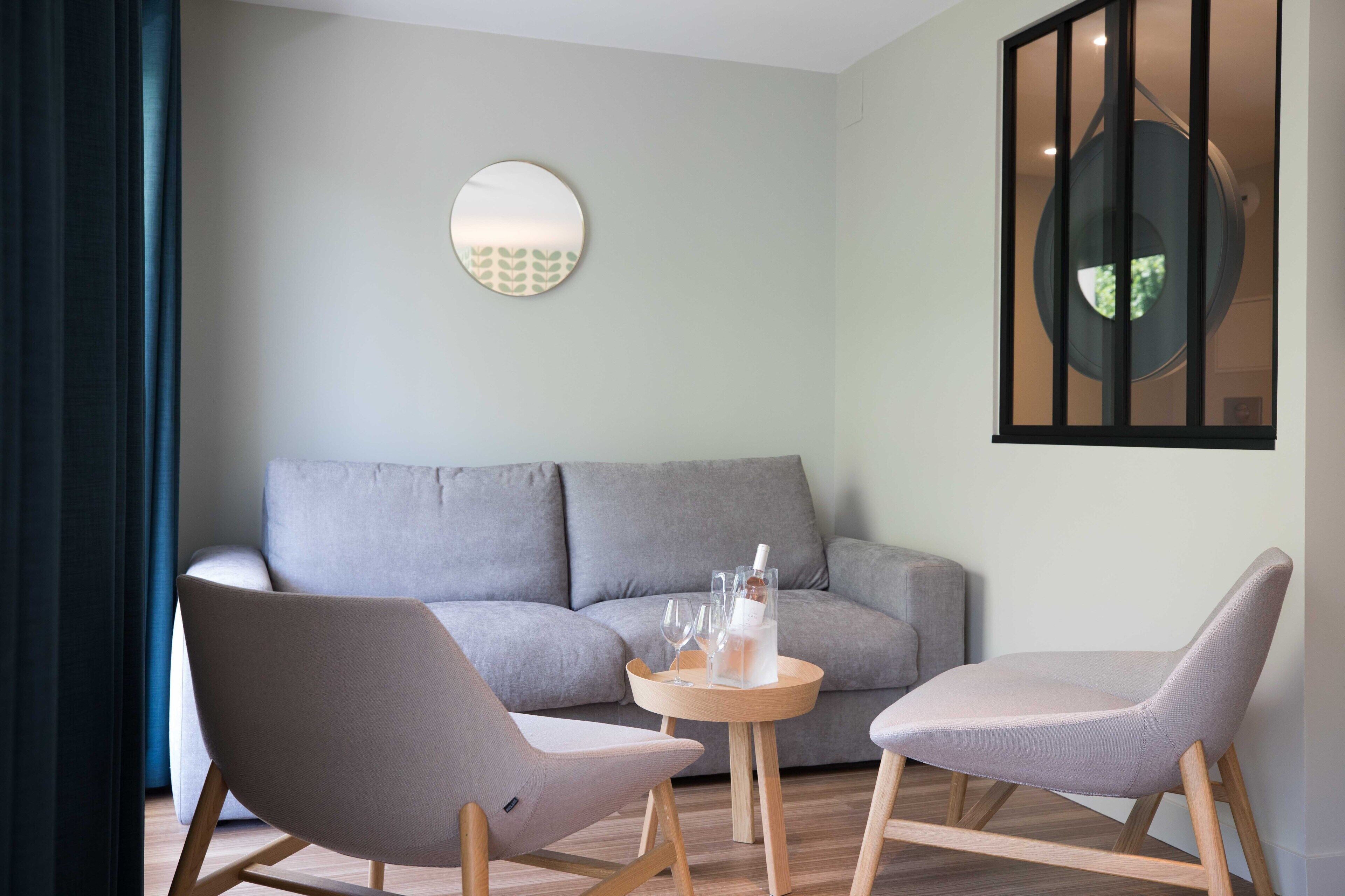 family room | select comfort beds, in-room safe, blackout curtains, free wifi