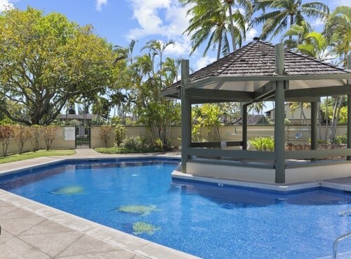 Winter sale:1 bedroom plus loft at Turtle Bay- AC in all rooms. Sleeps up to 6.