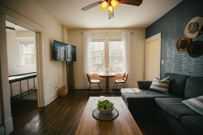 تلفزيون ذكي