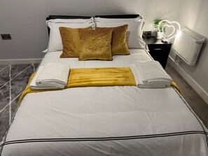 1 chambre, fer et planche à repasser, Wi-Fi