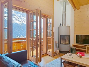 Fernseher, Kamin