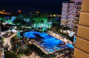 Front of property – evening/night - Nautilus Confort em Penha-SC (Penha)