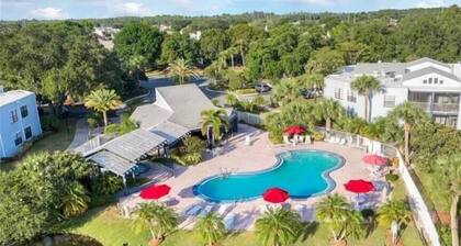 "Orlando Magic at 3697 Vacation Apartment: Your Getaway!"